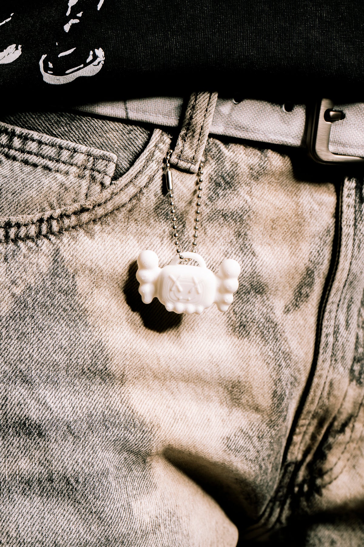 KAWS KEYCHAIN