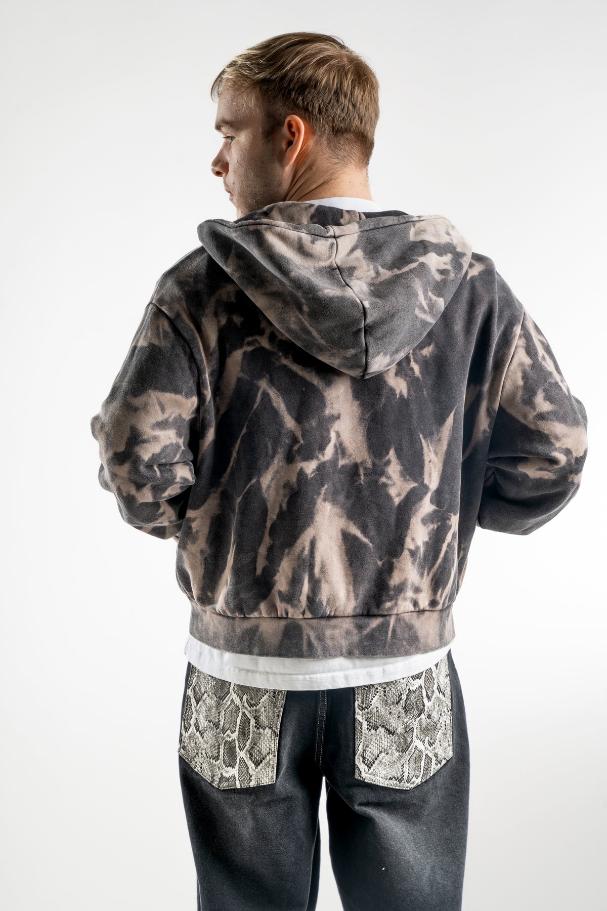 BLEACHED BLACK ZIPPER HOODIE