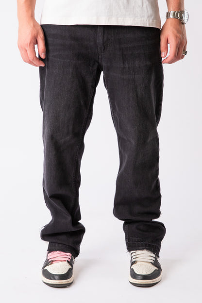 BASIC FLARED JEANS