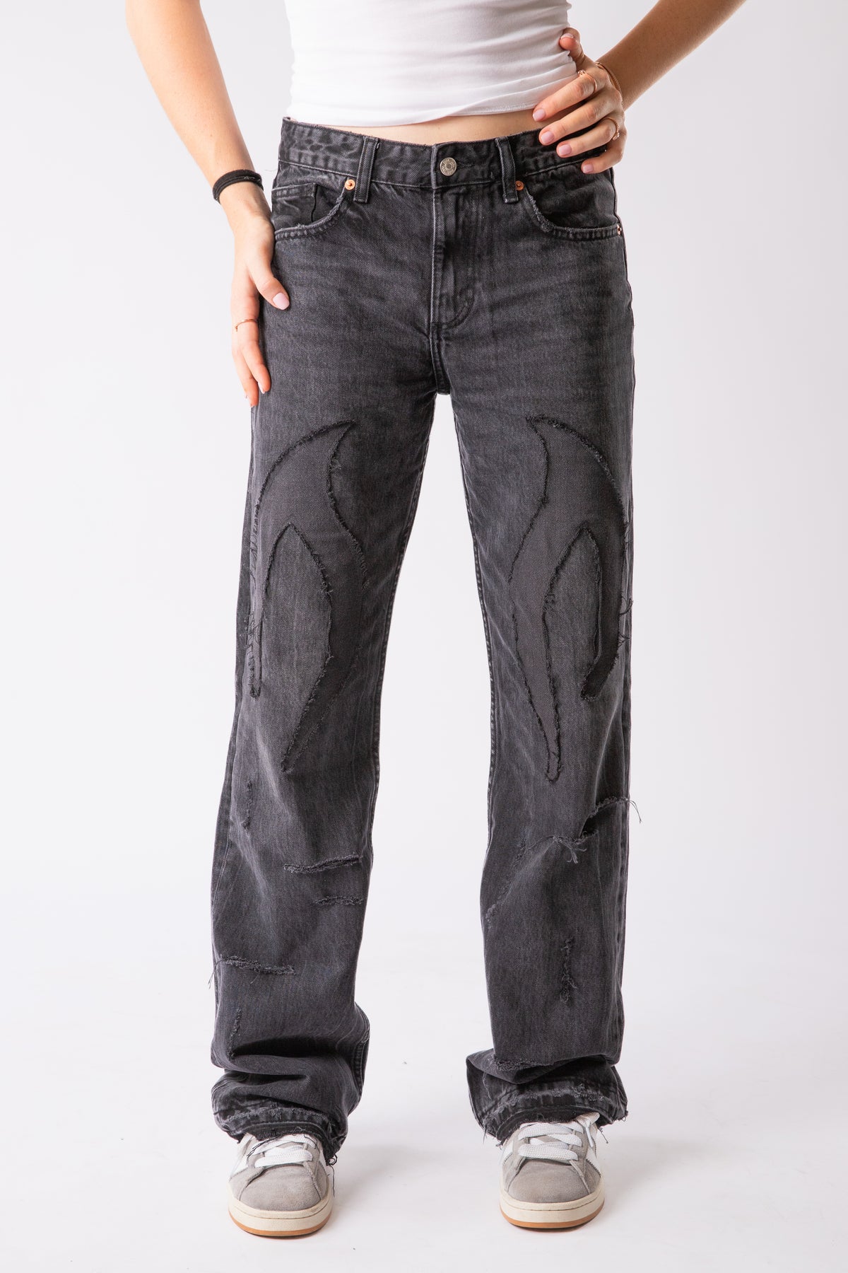 CUSTOM DISTRESSED TRIBAL JEANS WMNS