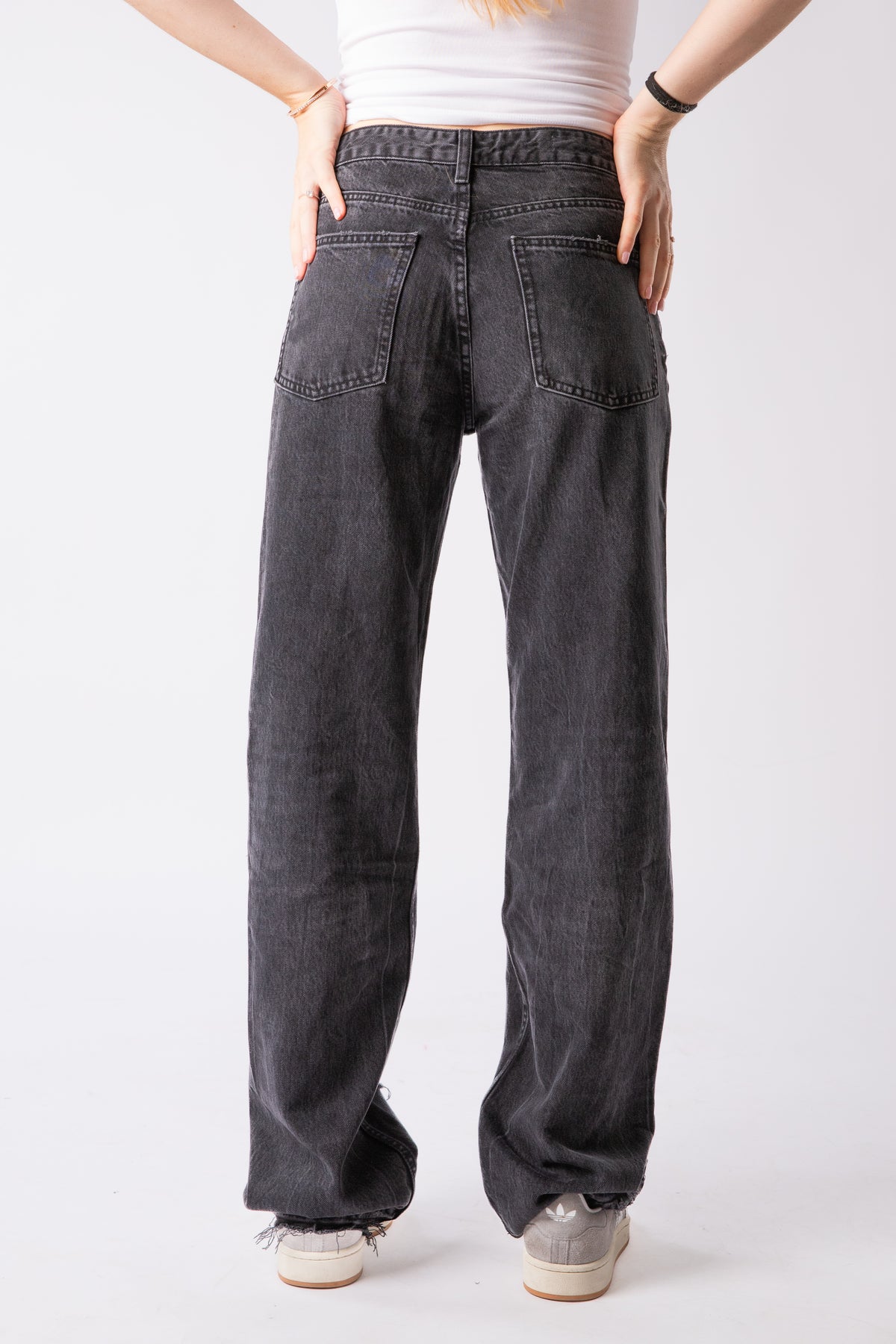 CUSTOM DISTRESSED TRIBAL JEANS WMNS