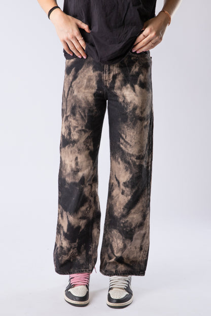 CUSTOM BLEACHED JEANS