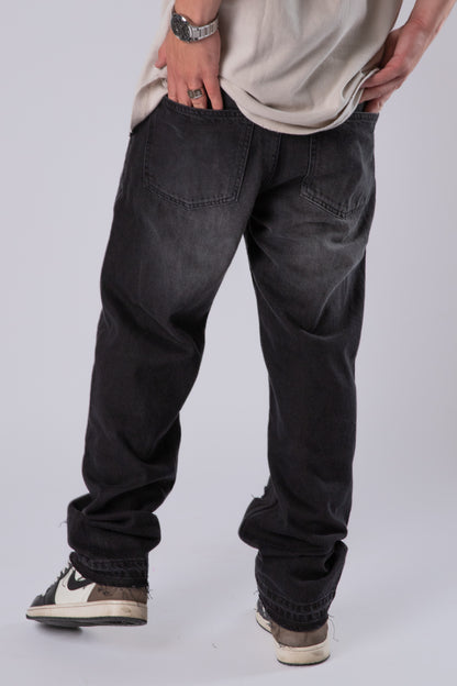 DISTRESSED TRIBAL JEANS